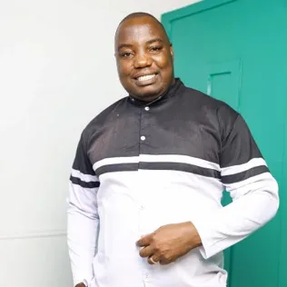 Ali Mukhwana Manukato Ya Sifa