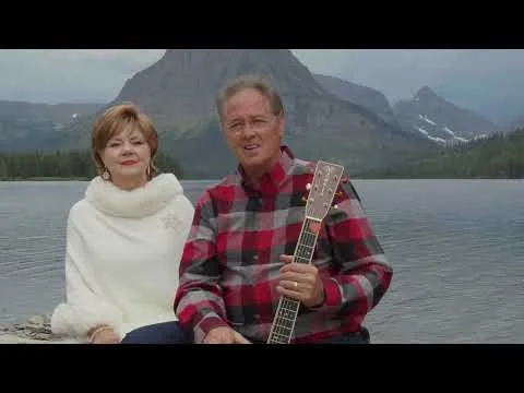 Go Tell It on the Mountain - We Three Kings - Hark the Herald Angels Sing by Carroll Roberson video thumbnail