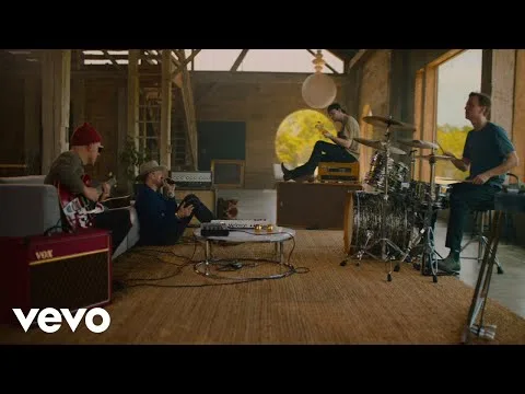 Walkin' On Down official video thumbnail
