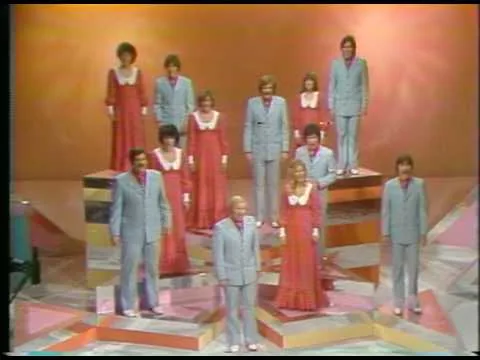 Because He Lives by Heritage Singers video thumbnail