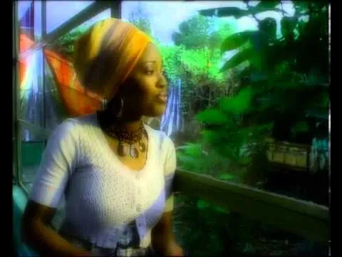 Nishikilie Niongoze mbali na maovu Baba eeh official video thumbnail