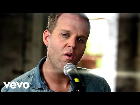 Be Strong by Matthew West video thumbnail