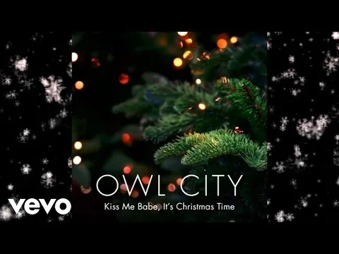 Kiss Me Babe, It's Christmas Time official video thumbnail