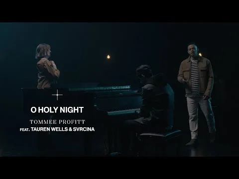 O Holy Night by Sarah Reeves video thumbnail