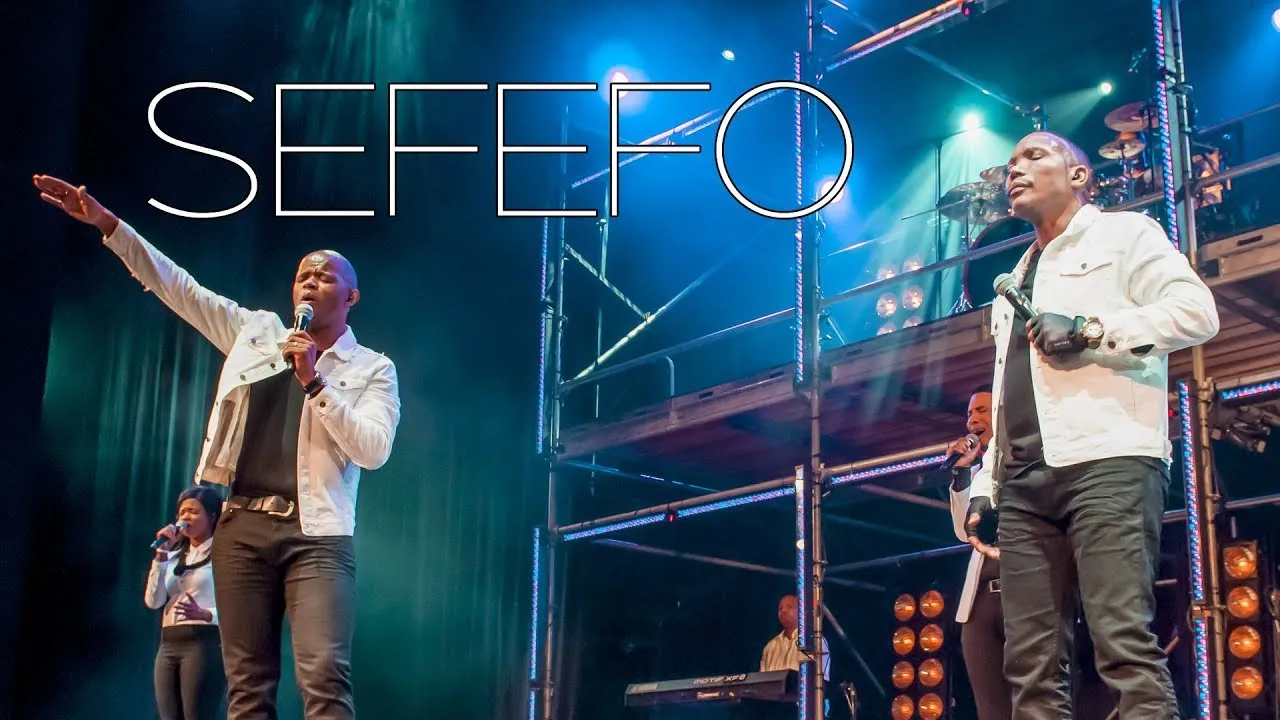 Sefefo - Friends in Praise Lyrics -  Neyi  Zimu
