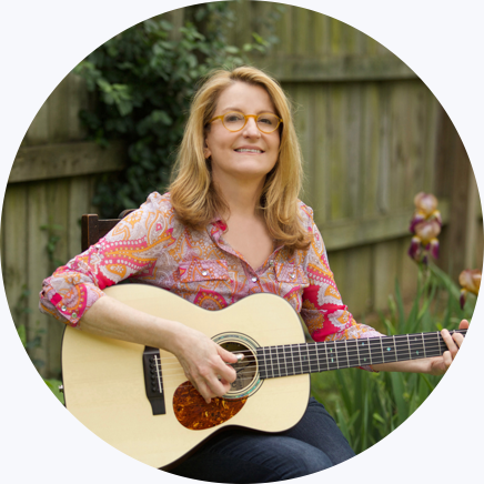 Claire Lynch profile