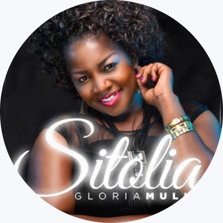 Gloria Muliro profile