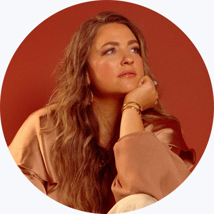 Leanna Crawford profile
