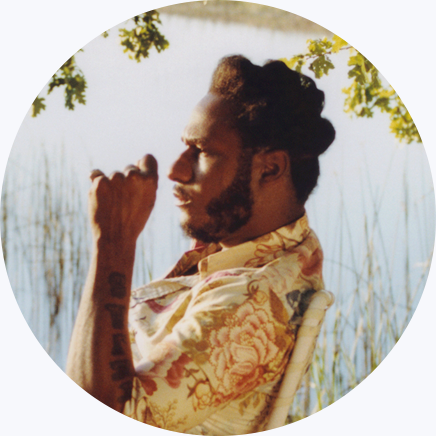 Leon Bridges profile